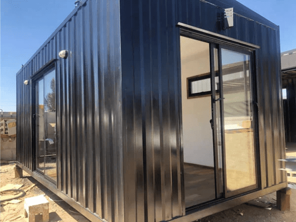 1-10.png Conteneur Modulaire Noyer 6x3m - 18m² – Image 1